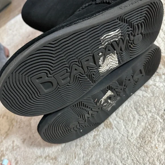 BearPaw Black Boots women’s size 8. Great condition. - Picture 6 of 7